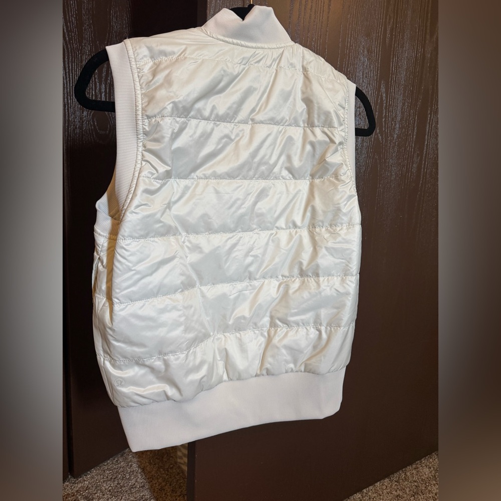 lululemon reversible puffed vest